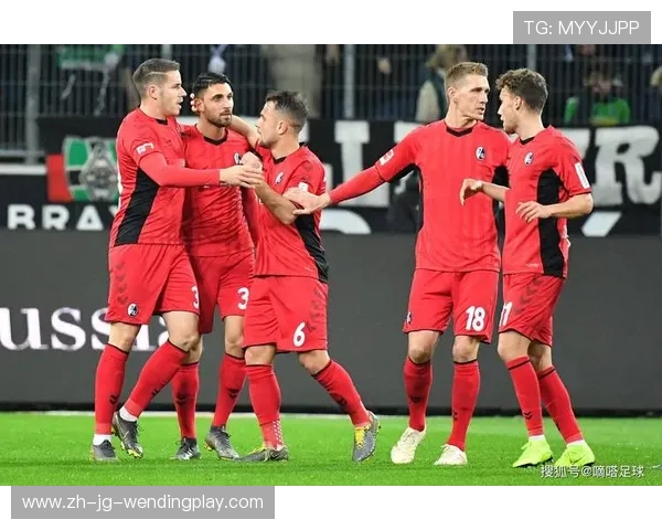 英超球队排名变化分析与赛季回顾